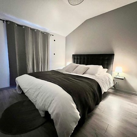 Appartement Chaleureux Proche Rer/ Cdg / Parc Expo Sevran Kültér fotó